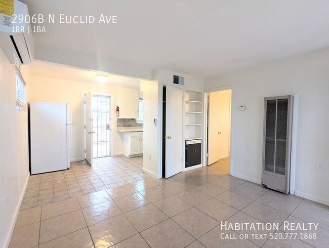 Building Photo - 2906 N Euclid Ave