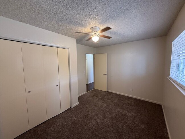 Building Photo - 3-bedroom single story in the heart of Tur...