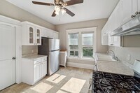 Building Photo - 1223 Dayton Ave