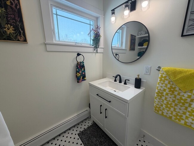 Building Photo - Custom-Updated 2BR Home Near Rail Trail with Mountain Views