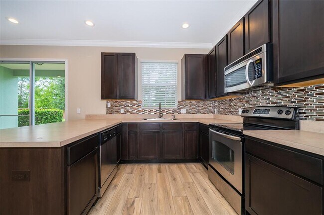 Building Photo - 718 Terrace Spring Dr