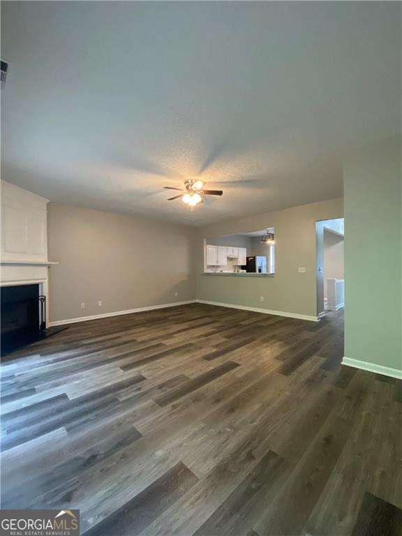 Building Photo - 9155 Nesbit Ferry Rd