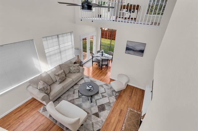 Building Photo - 903 Azalia Dr