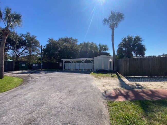 Building Photo - 4825 A1A South, unit 64