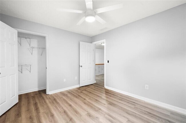 Building Photo - 702 Ashley Glen Ln