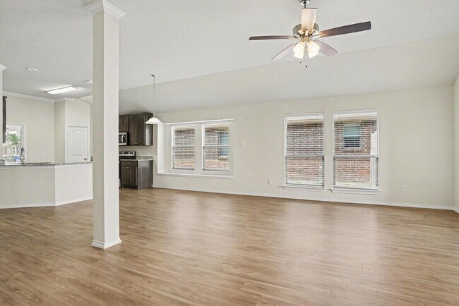 Building Photo - 429 Tobin Dr
