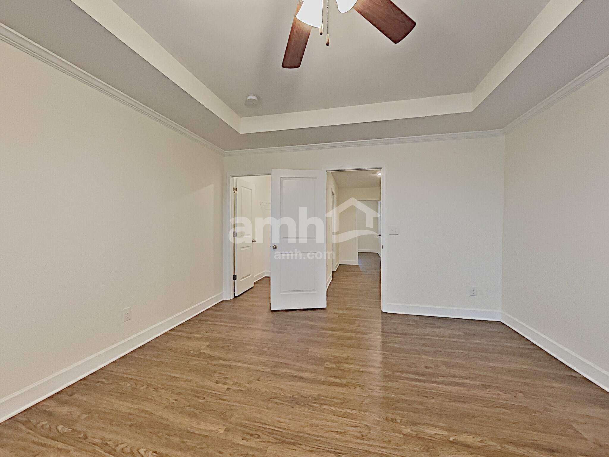 Building Photo - 4321 Longfellow Dr