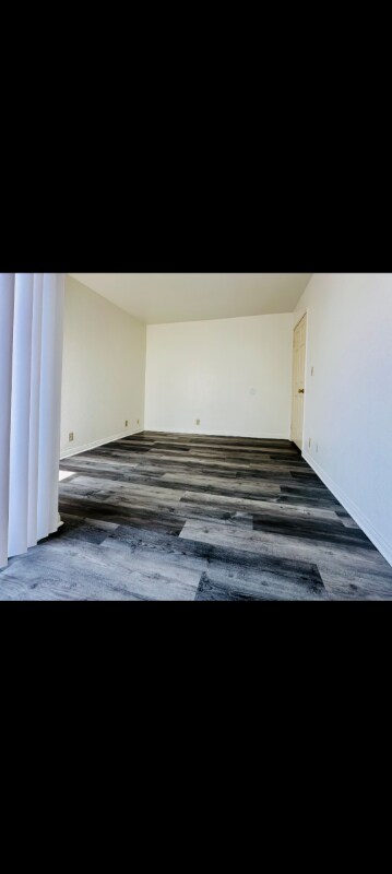 Building Photo - 1447 W 228th St