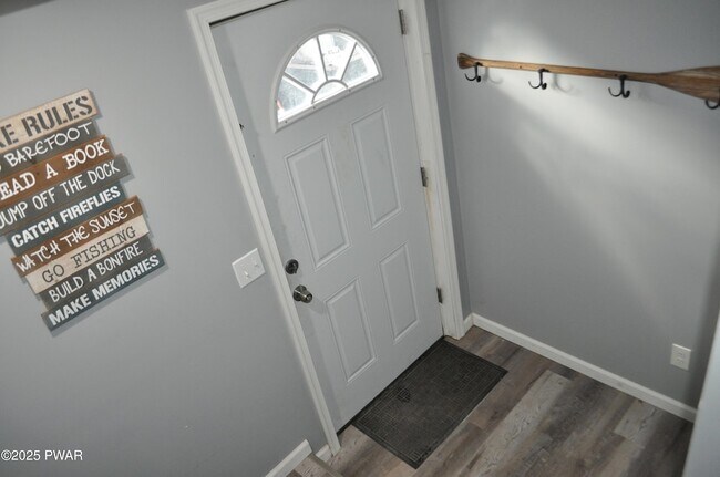 Building Photo - 25 Lizzy Ln