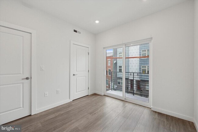 Building Photo - 1617 Ridge Ave