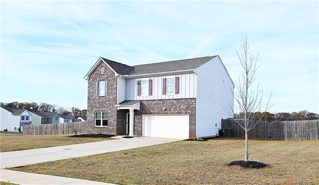 Building Photo - 90 Ingle Dr