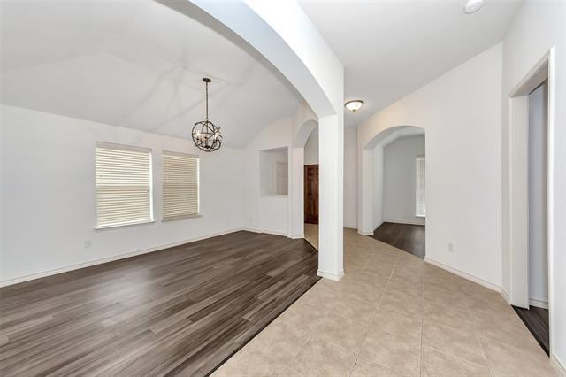 Building Photo - 10209 Fossil Valley Dr