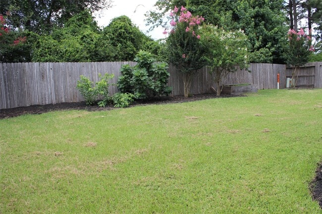 Building Photo - 8727 Stoney Brook Ln