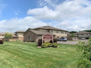 Building Photo - River Trail Estates Apartment Community