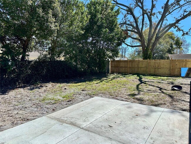 Building Photo - 4420 Sawgrass Blvd