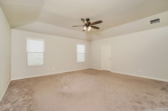 Building Photo - 251 Antler Bnd