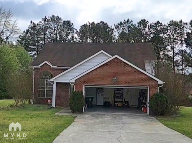 Building Photo - 8132 Pheasant Ln