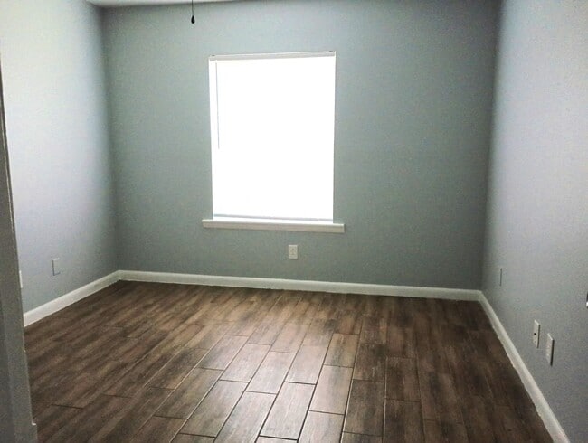 Building Photo - Glen Park Circle Apartments