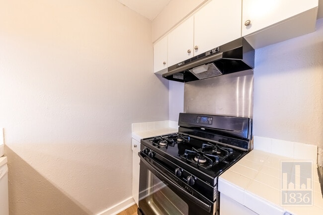 Building Photo - 7801 Shoal Creek Blvd