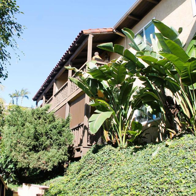 Building Photo - 214 Via Robina