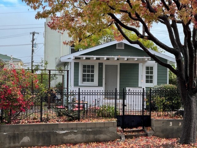 Primary Photo - 1843 19th St