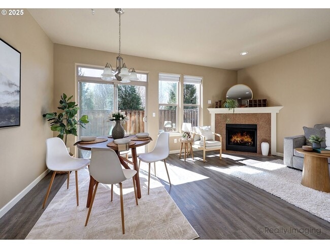 Building Photo - Evergreen Park Townhouse