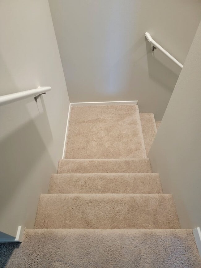 Building Photo - Brand New 3 bed with loft and fully fenced yard in convenient CK location!