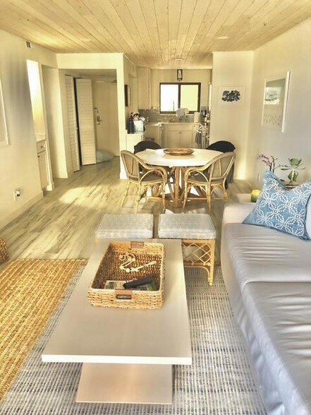 Building Photo - 420 Celestial Way