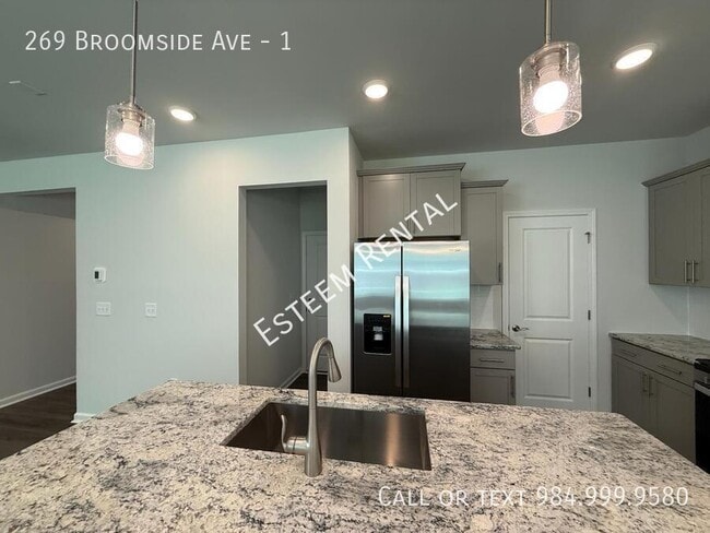 Building Photo - 269 Broomside Ave