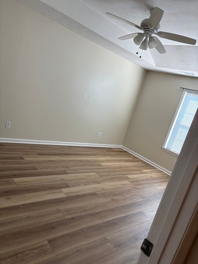 Building Photo - 1510 Abby Way