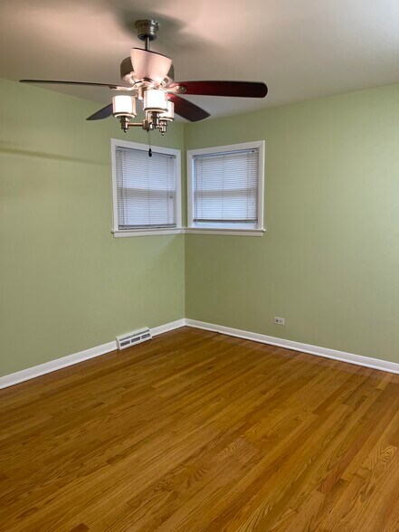 Building Photo - 634 Lawler Ave