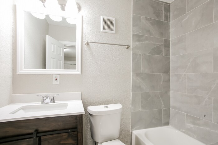 Building Photo - 3257 Liberty Cir