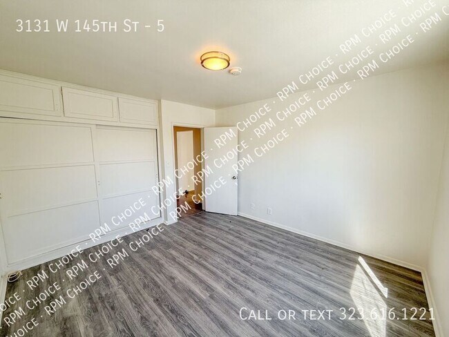 Building Photo - 3131 W 145th St