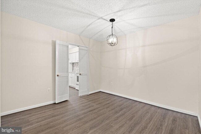 Building Photo - 5300 Holmes Run Pkwy