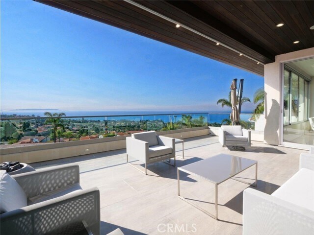 Building Photo - 1356 Vía Romero