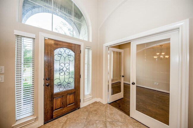 Building Photo - 27811 Bradford Ridge Dr