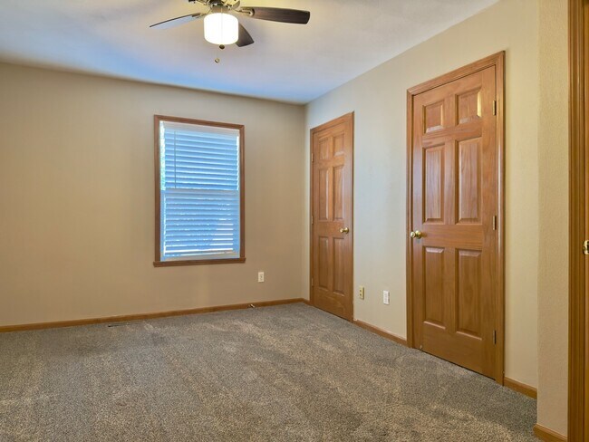 Building Photo - 11427 Valerian Way