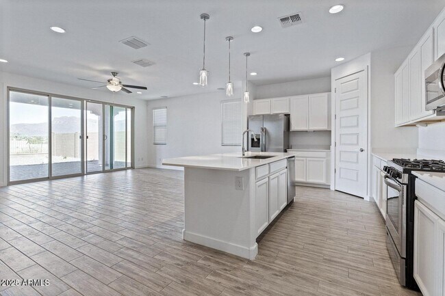 Building Photo - 12160 E Sereno Rd