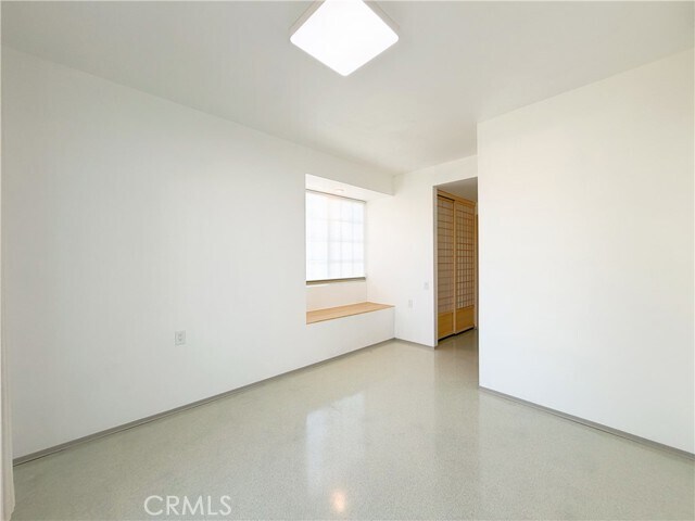 Building Photo - 1 Quiet Hills Cir