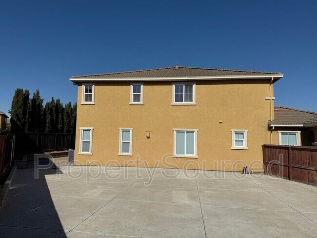 Building Photo - 429 Americana Way