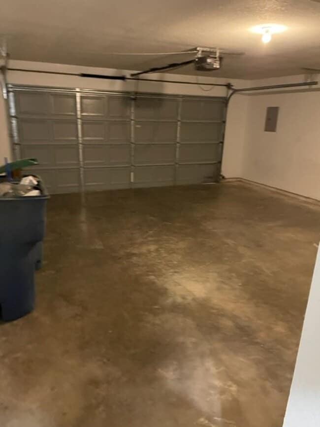 Building Photo - 3-Bedroom 2-Bath Home in the Ocean Springs School District