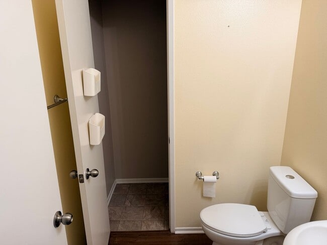 Building Photo - Estrella home for rent!