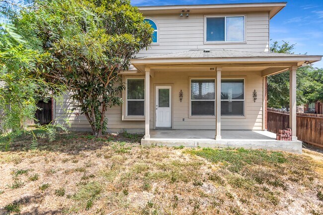 Building Photo - Alamo Ranch