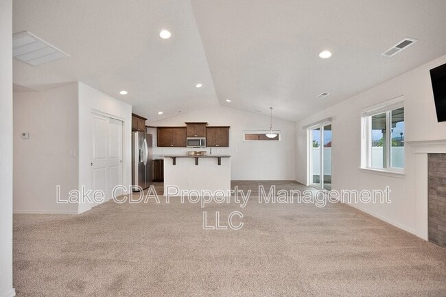 Building Photo - 12335 Gipper Loop