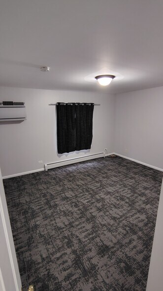Building Photo - 1147 Miller Ln