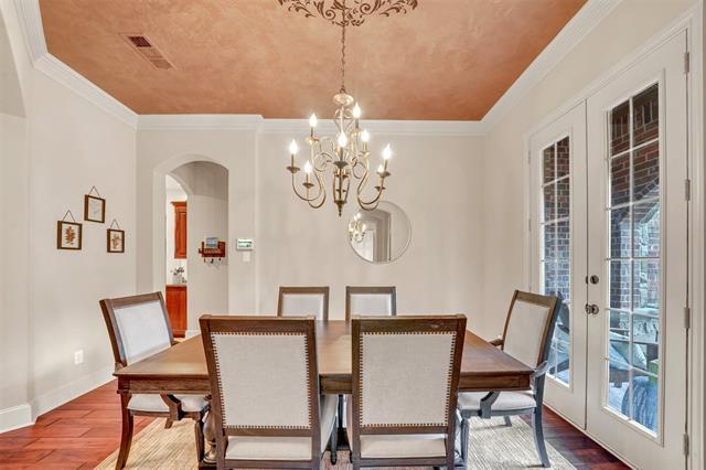 Building Photo - 5048 Exposition Way