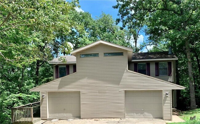 Primary Photo - 3250 N Kings Cross