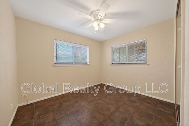 Building Photo - 4022 Ramsgate St