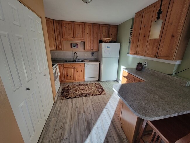 Building Photo - Beautiful One Bedroom Condo in Shanahan Ridge in Southwest Boulder