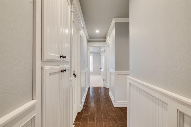 Building Photo - 2725 NW 68th St